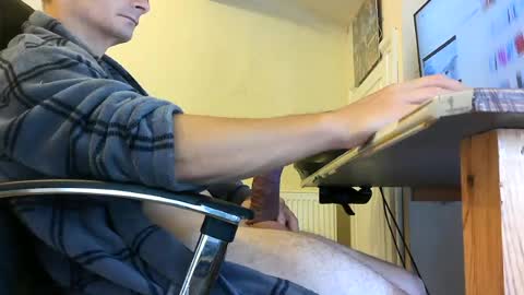 sebastianspalding450 online show from July 15, 2026, 8:52 am