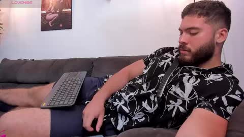 Instagram jeanpaulfit  online show from October 26, 2025, 10:04 pm