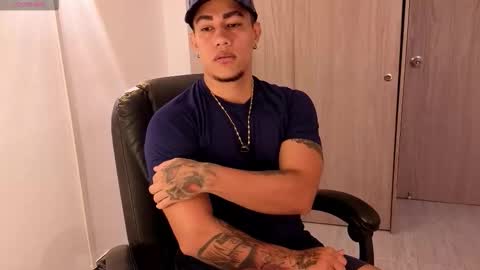 Snapshot of sebastiian69_ chatting on February 11, 2026, 11:26 am Sebas online show from February 11, 2026, 11:26 am