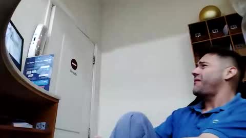 Snapshot of sebatorlop chatting on February 27, 2026, 1:38 am Sebastian Torres Lpez online show from February 27, 2026, 1:38 am