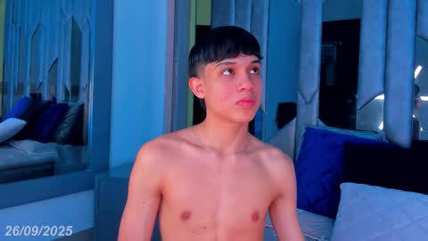 Sebastian online show from September 26, 2025, 7:51 pm