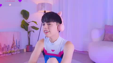 sebby online show from September 22, 2025, 7:16 pm