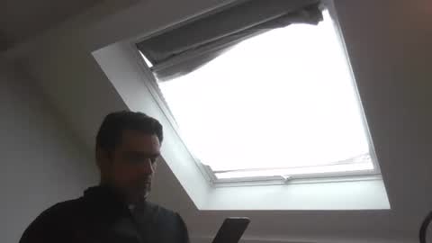 sebix9206 online show from November 7, 2025, 9:42 am