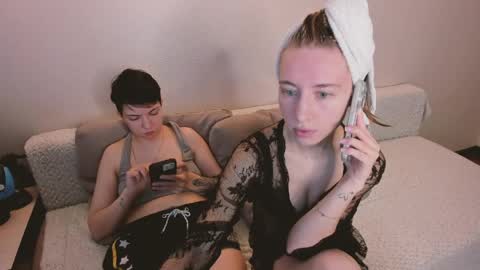 Amanda and  pair in a real life we love each other but can play with you online show from May 20, 2026, 10:21 am