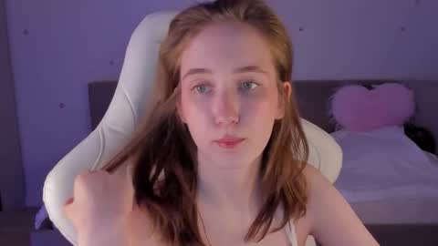 Snapshot of secret_elly_ chatting on October 26, 2025, 9:31 pm Elly online show from October 26, 2025, 9:31 pm