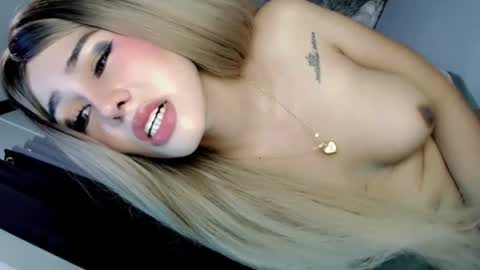 Snapshot of secret_lover22 chatting on July 7, 2026, 7:23 am Chloe online show from July 7, 2026, 7:23 am