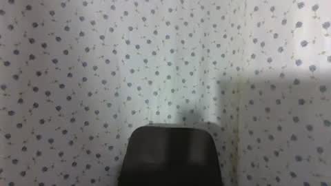 Snapshot of secret_moonlight chatting on August 6, 2026, 9:17 pm secret_moonlight online show from August 6, 2026, 9:17 pm
