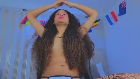 secretestrell online show from June 25, 2026, 5:12 am