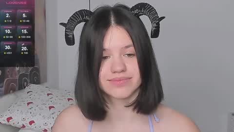 Anna online show from February 3, 2025, 2:03 am