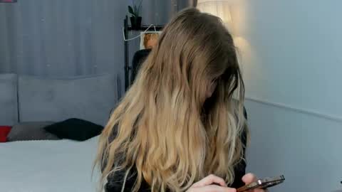 Snapshot of secrettier chatting on March 19, 2026, 5:11 am secrettier online show from March 19, 2026, 5:11 am