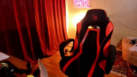 Snapshot of sed_lex chatting on December 6, 2024, 7:32 am Lex online show from December 6, 2024, 7:32 am