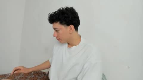 Snapshot of seder_4 chatting on June 20, 2026, 6:22 pm Sebas online show from June 20, 2026, 6:22 pm