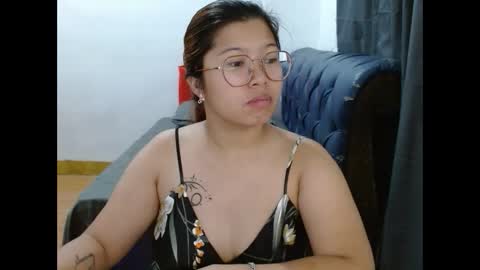 seductiv3pleasur3 online show from March 3, 2025, 4:24 pm