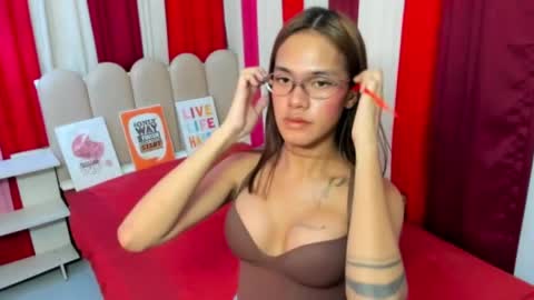 Snapshot of seductive_aliyah chatting on April 26, 2026, 6:44 am aliyah online show from April 26, 2026, 6:44 am