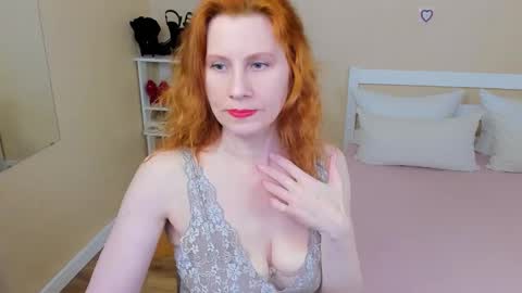 seductive_foxy_ online show from March 11, 2026, 7:36 am