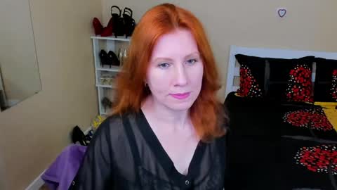 Snapshot of seductive_foxy_ chatting on April 26, 2026, 2:42 am seductive_foxy_ online show from April 26, 2026, 2:42 am