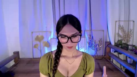 Snapshot of seductive_kimxxx chatting on May 8, 2026, 2:33 pm your miss universe kim online show from May 8, 2026, 2:33 pm