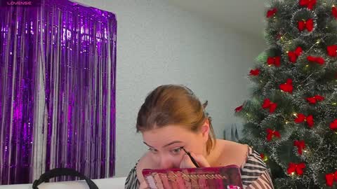 seductive_she_wolf online show from December 30, 2024, 11:04 am