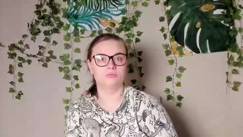 seductive_she_wolf online show from October 27, 2025, 5:28 pm