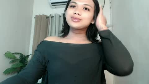 Deluxe online show from June 14, 2026, 4:58 am