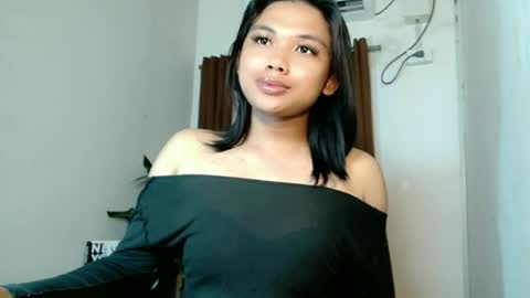 Deluxe online show from August 3, 2026, 7:28 pm
