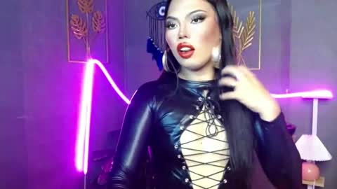 cassie online show from October 20, 2025, 12:05 pm