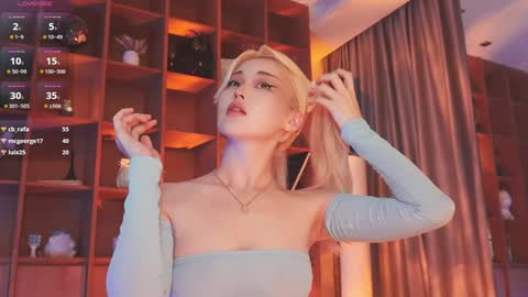 Snapshot of seduza_hyun chatting on October 10, 2025, 9:25 pm Chia online show from October 10, 2025, 9:25 pm