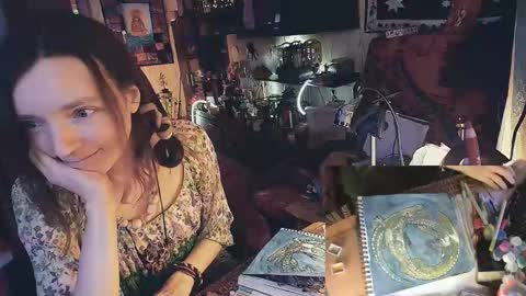 Lisa online show from February 26, 2025, 8:48 am