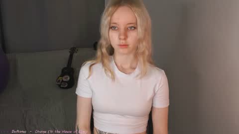 See Its honey bunny  im Lana online show from June 26, 2026, 4:11 pm