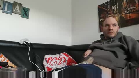 Sebastian online show from March 28, 2026, 6:35 am