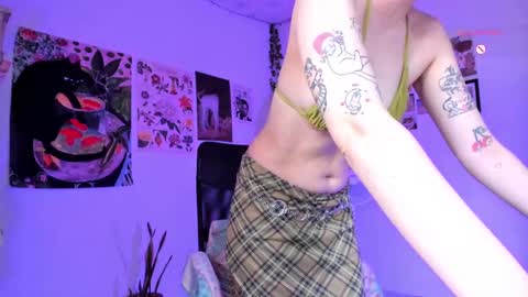 Luciana online show from September 20, 2025, 10:00 pm