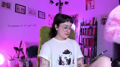 Luciana online show from June 9, 2026, 10:43 pm