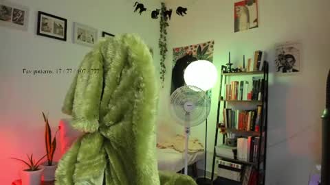 Luciana online show from June 22, 2026, 11:57 pm