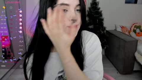 Selena  online show from January 14, 2025, 5:19 am