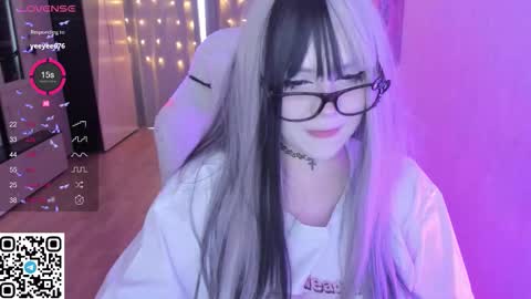 Selena  online show from February 16, 2026, 8:10 am