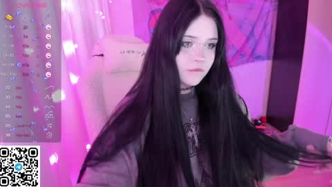 Selena  online show from May 29, 2026, 4:05 pm