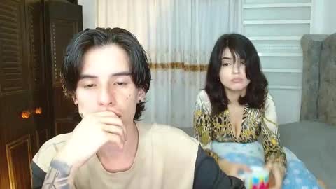 Selena  Andress online show from November 18, 2025, 10:41 am