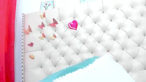 Snapshot of selena_beautyy chatting on April 22, 2026, 7:04 pm selena_beautyy online show from April 22, 2026, 7:04 pm