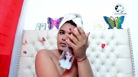 selena_beautyy online show from July 2, 2026, 6:47 pm