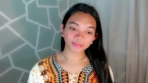 Selena online show from April 2, 2026, 12:03 pm