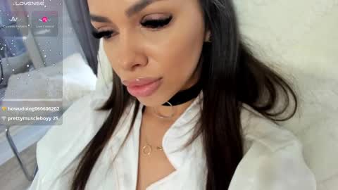 Selena online show from March 7, 2025, 12:01 pm