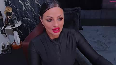 Selene online show from March 19, 2026, 5:00 am