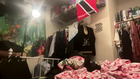 selenaprincess2 online show from October 17, 2025, 4:26 am