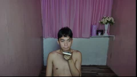 Aprilane online show from November 18, 2025, 5:12 am