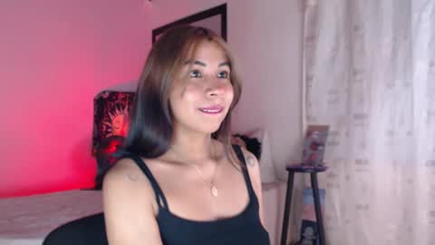 Snapshot of selene_gils chatting on January 19, 2025, 1:00 am nathy online show from January 19, 2025, 1:00 am