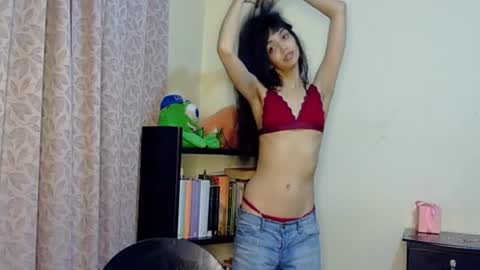 Snapshot of selene_hebe chatting on June 28, 2026, 3:40 pm selene_hebe online show from June 28, 2026, 3:40 pm