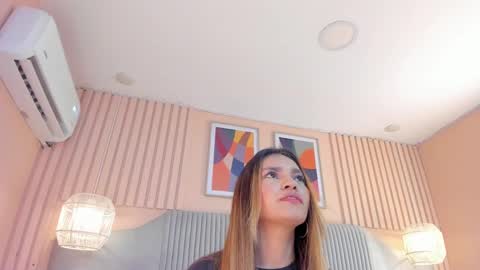 Snapshot of selene_tylor_ chatting on February 2, 2025, 6:20 pm Selene online show from February 2, 2025, 6:20 pm