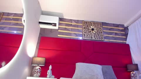 Snapshot of selene_tylor_ chatting on March 9, 2025, 5:33 am Selene online show from March 9, 2025, 5:33 am