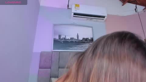 Snapshot of selene_tylor_ chatting on May 7, 2026, 2:39 am Selene online show from May 7, 2026, 2:39 am
