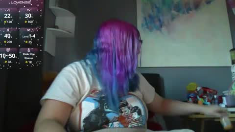 Selene online show from November 12, 2025, 7:46 pm